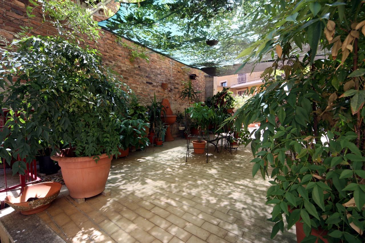 Albergo I Longobardi К'юзі Екстер'єр фото